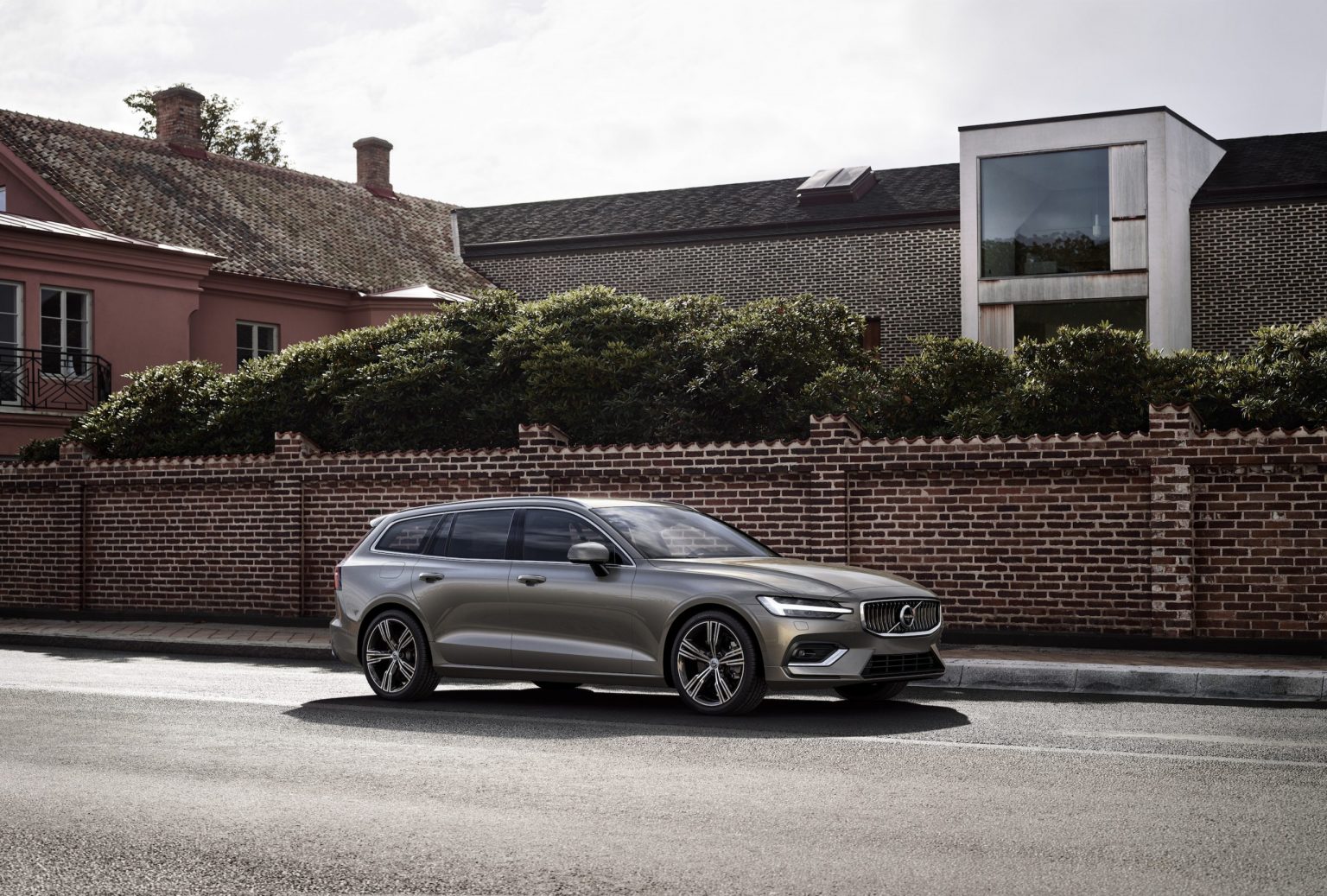 İşte yarı otonom yeni Volvo V60!
