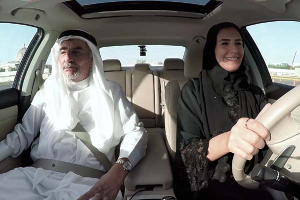 Suudi kadınlar Nissan’la direksiyon başına geçti