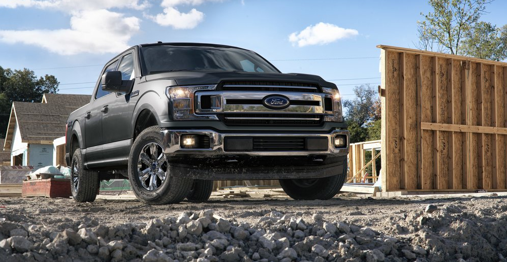 Ford F-150 Raptor ve Ford GT Otomobil Karşılaştırma Ford F-150 Raptor