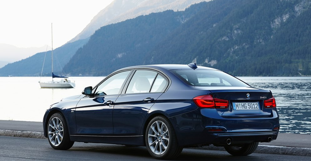 BMW 3 Serisi Arka Görünüm