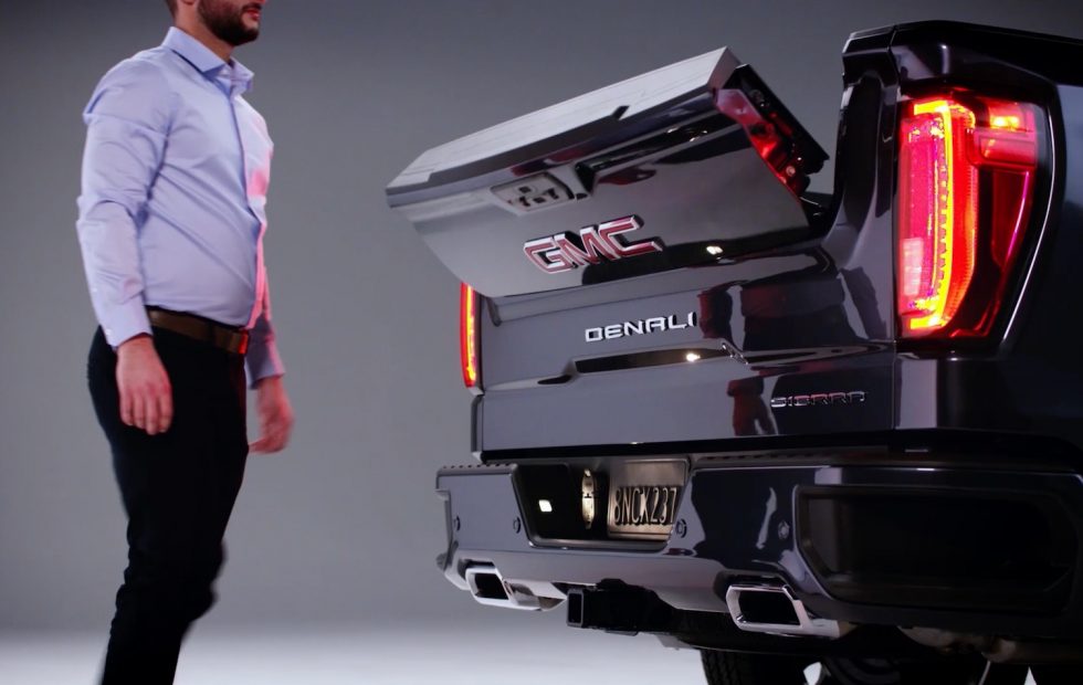 2019 GMC Sierra 1500 bagaj kapağıyla şaşırtıyor
