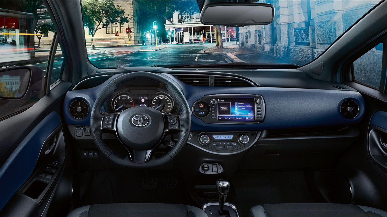 Toyota Yaris Hybrid X-Trend