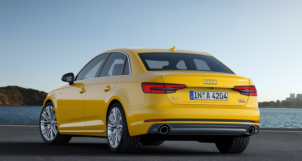 Audi A4 Arka Görünüm