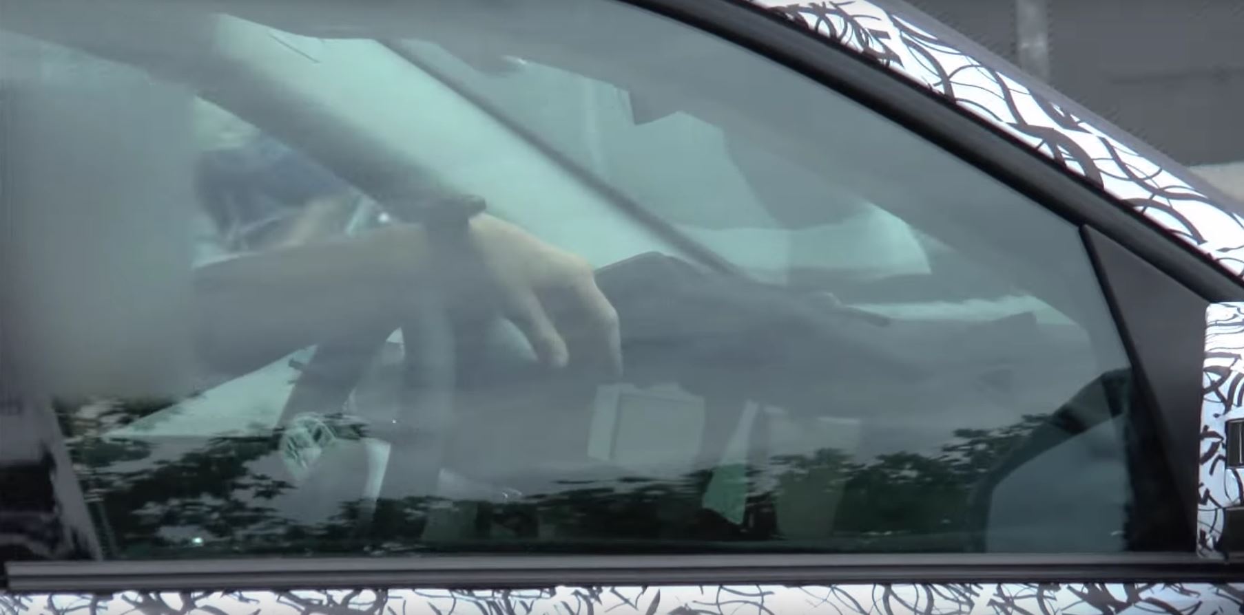 Mercedes GLE Ön Konsol İlk Görünüm - Mercedes'in SUV Yenilikleri