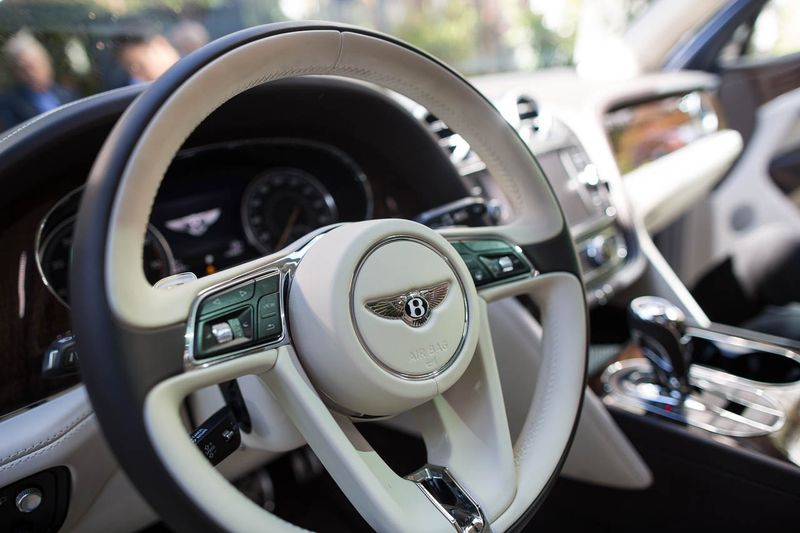 BENTLEY BENTAYGA