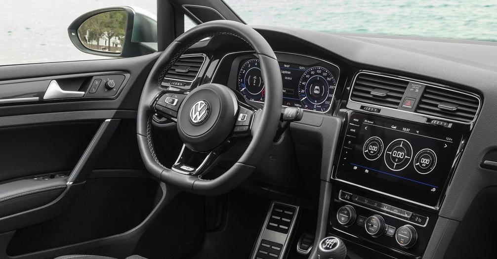 Volkswagen Golf R