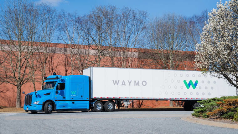 Waymo sürücüsüz kamyonun test sürüşlerine başladı