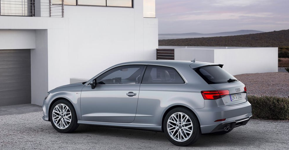 Audi A3 Arka Görünüm