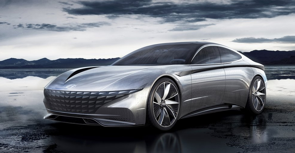 Hyundai Le Fil Rouge Concept Ön Bakış Hyundai Le Fil Rouge Concept Ön Görünüm