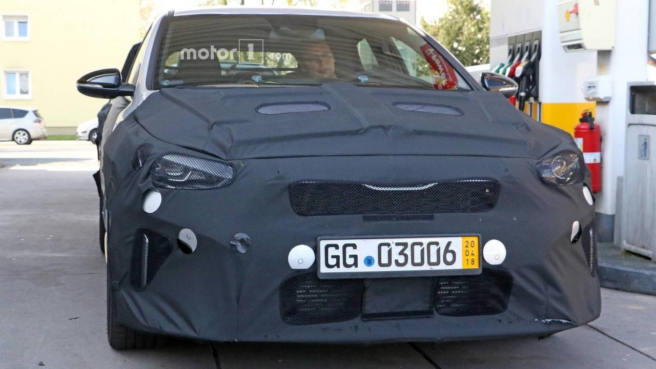 Kia Ceed GT, 200 beygirle geliyor!