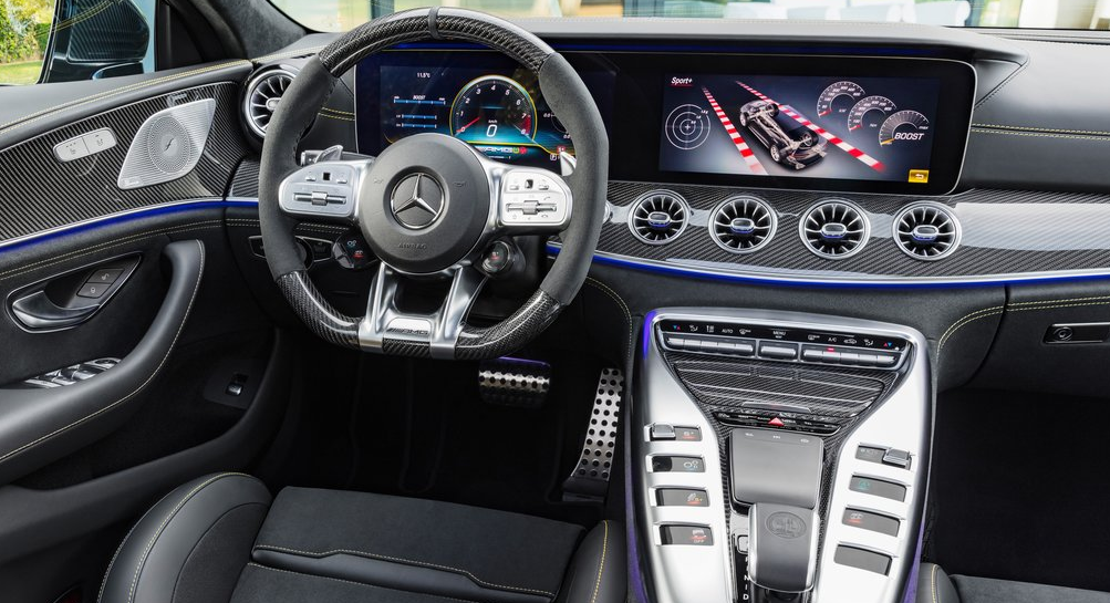 Mercedes AMG GT 63 S İç Dizaynı