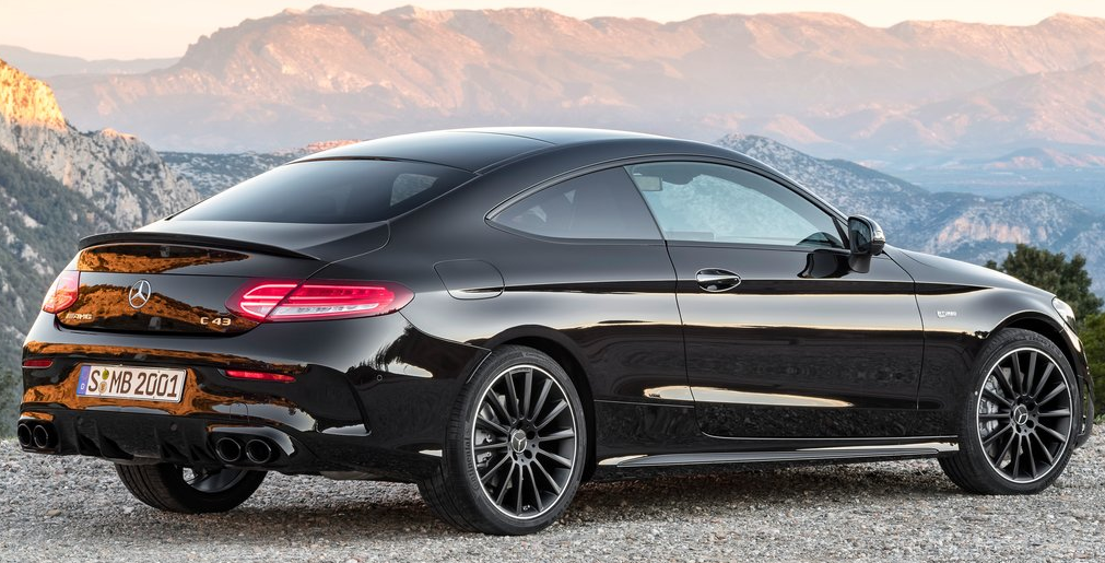 Mercedes C43 AMG Coupe Arka Görünümü