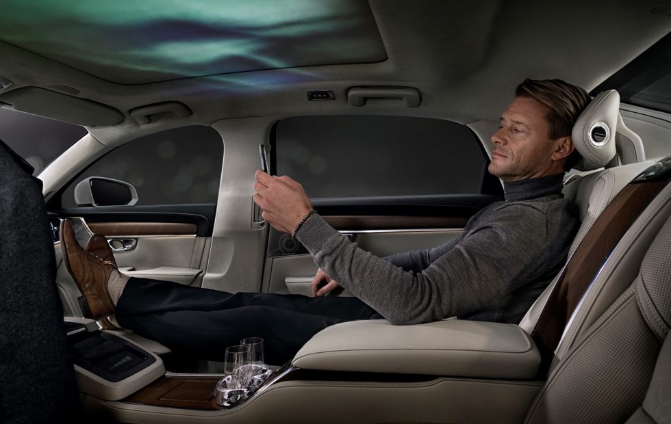 Volvo’dan 3 koltuklu lüks konsept!