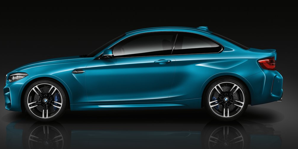 BMW M2 Coupe Yan Görünümü