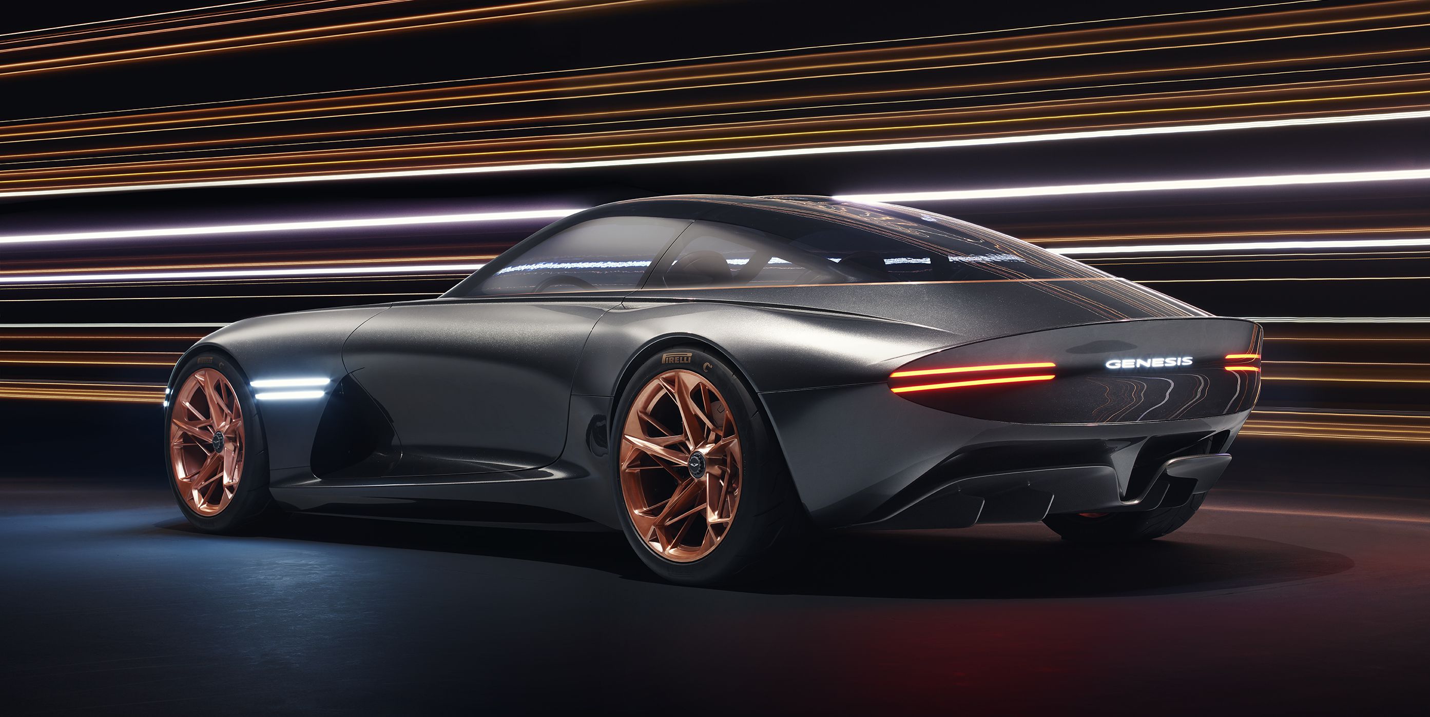 Genesis Essentia Arka Görünümü