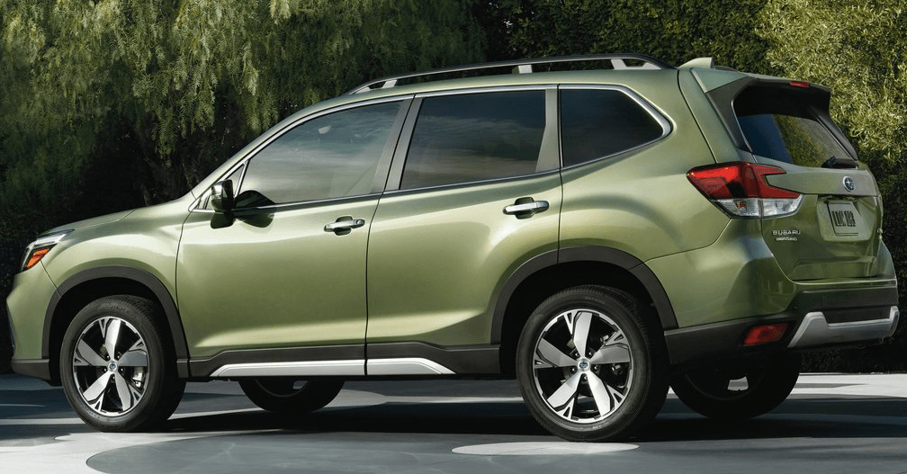 Subaru Forester Yan ve Arka Görünüm