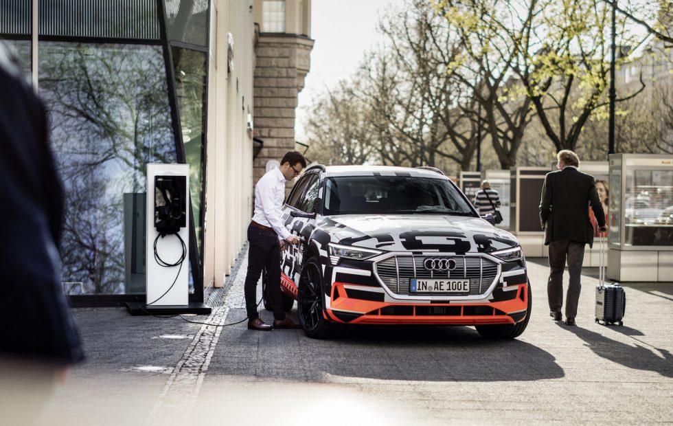 Audi CEO’su tutuklanınca e-tron SUV’un çıkışı ertelendi