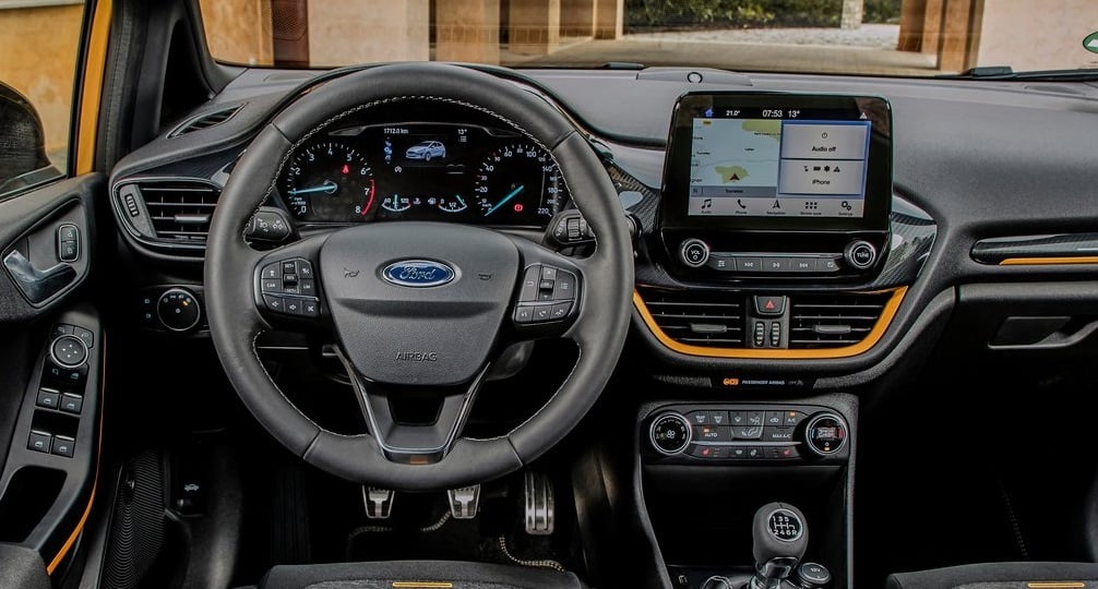Ford Fiesta Active on konsol