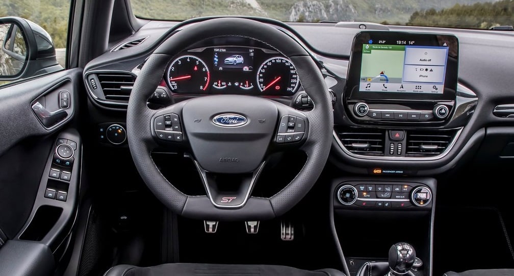 Ford Fiesta ST on konsol