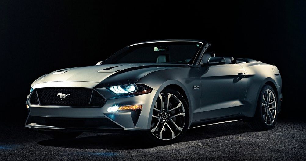 Ford Mustang GT Convertible Sürüş Testi Sonuçları Ford Mustang GT Convertible on gorunumu detaylari