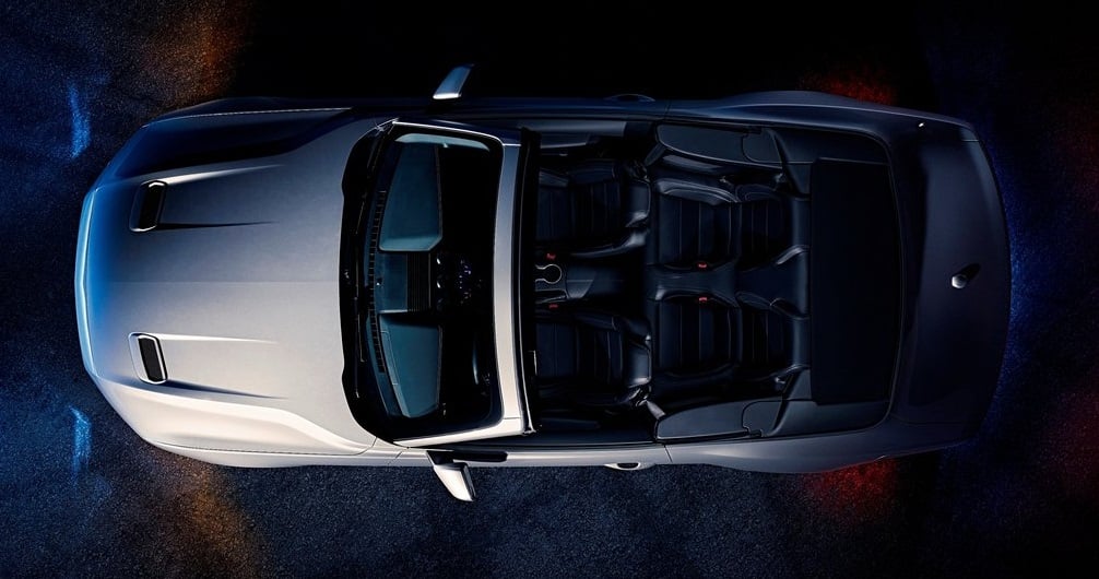 Ford Mustang GT Convertible ust gorunum detaylari