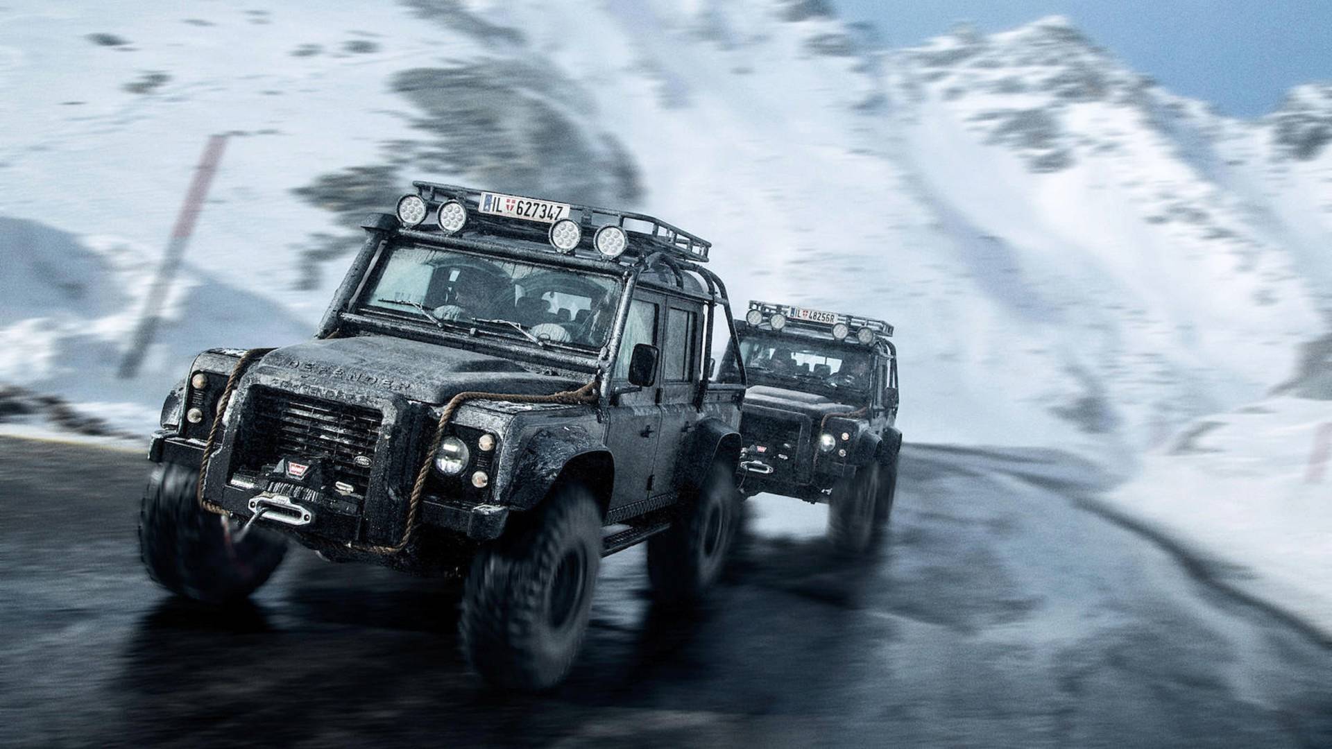 James Bond’un kullandığı Land Rover satılıyor