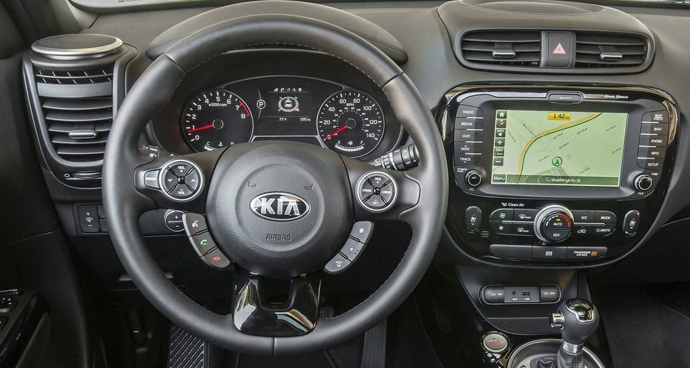 Kia Soul ön konsol görünümü