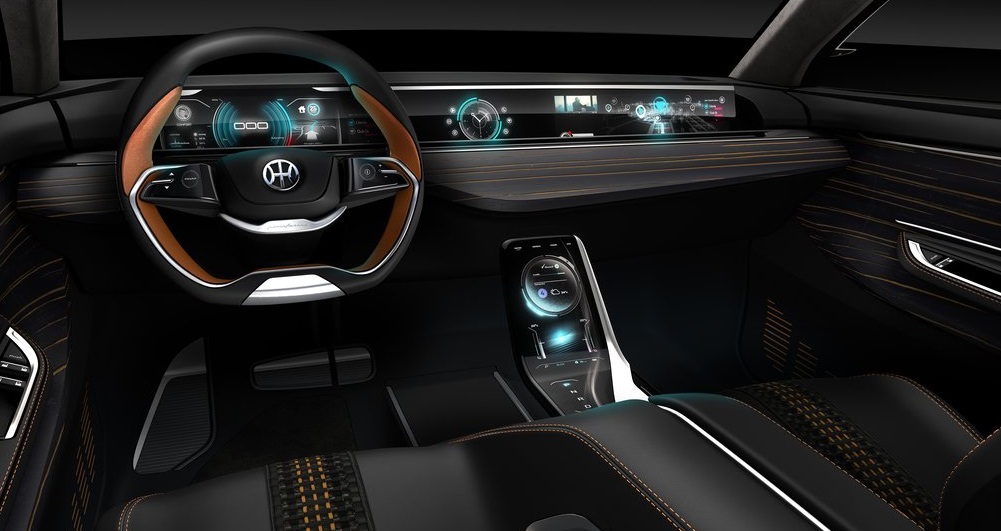 Pininfarina HK K350 SUV Concept ön konsolu