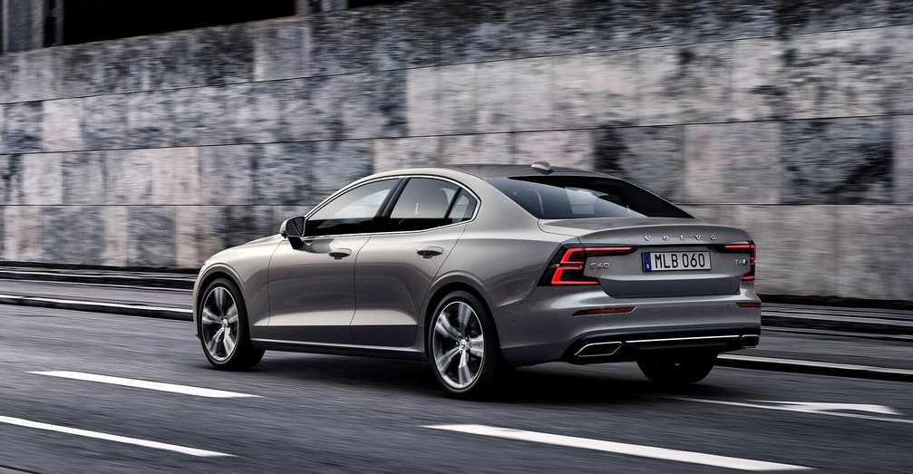 Volvo S60 arka görünüm detayları