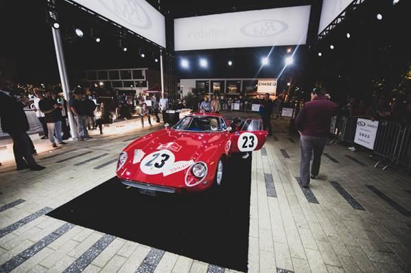 Açık arttırmadaki Ferrari 250 GTO rekor fiyata satıldı!