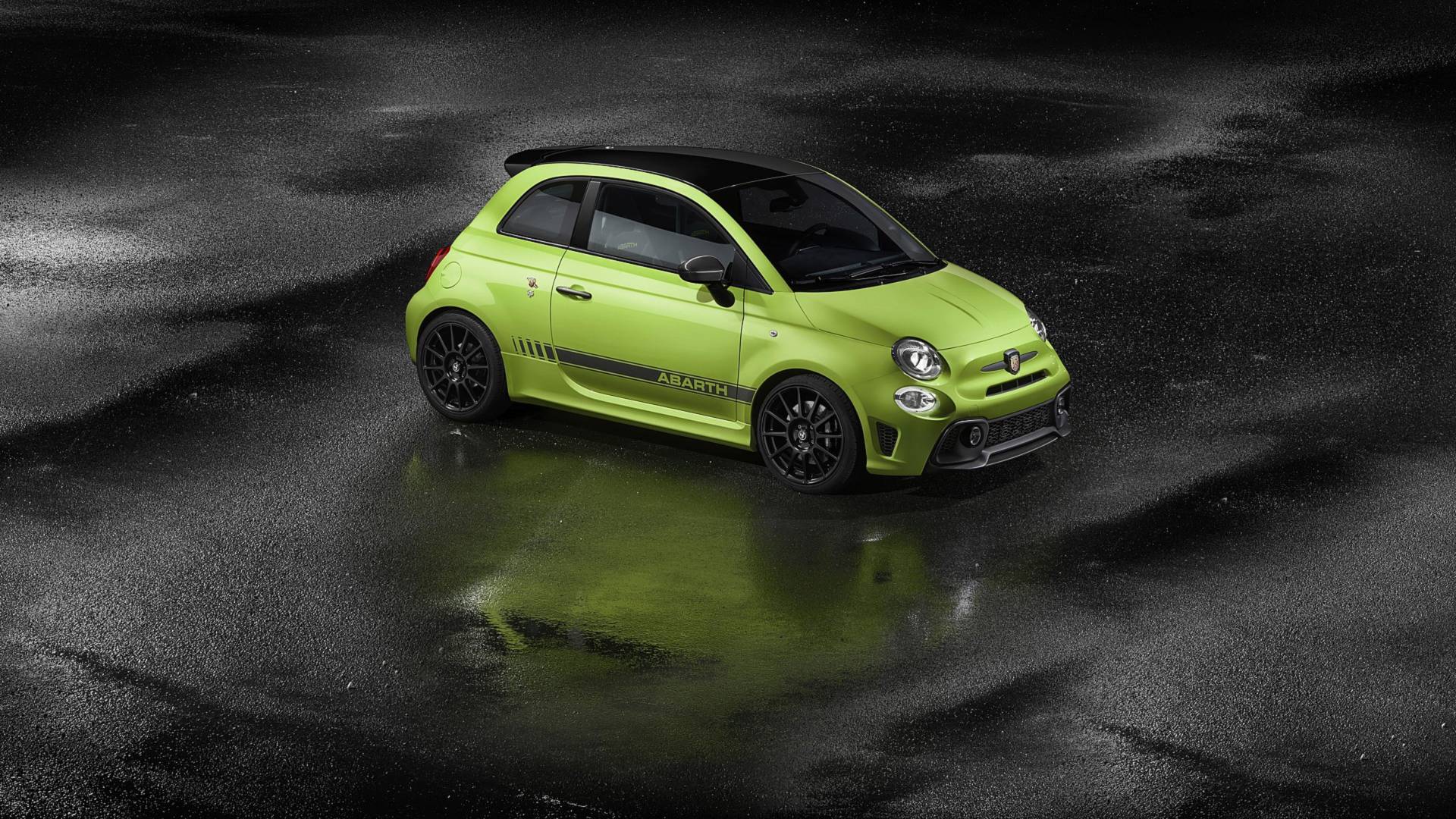 Abarth, Fiat 500 üzerine geliştirilen 595 modelini yeniledi