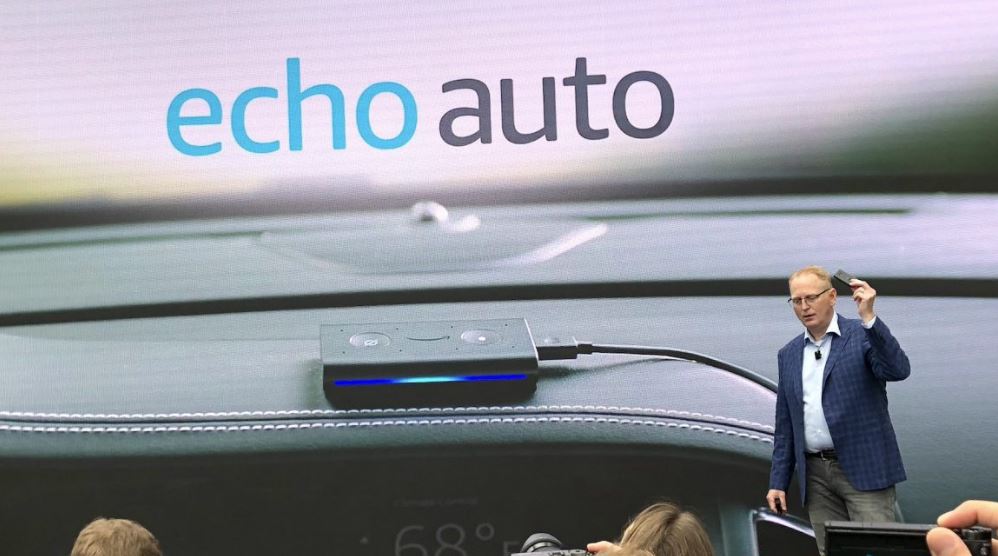 Arabalar için Amazon Echo Auto sesli asistanı tanıtıldı