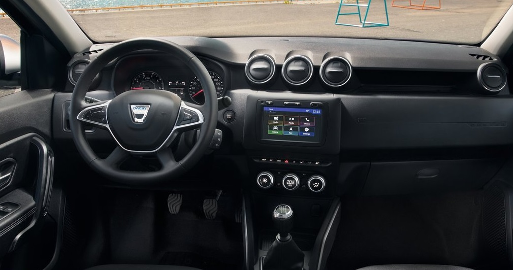 Dacia Duster 1.2 TCe ön konsol