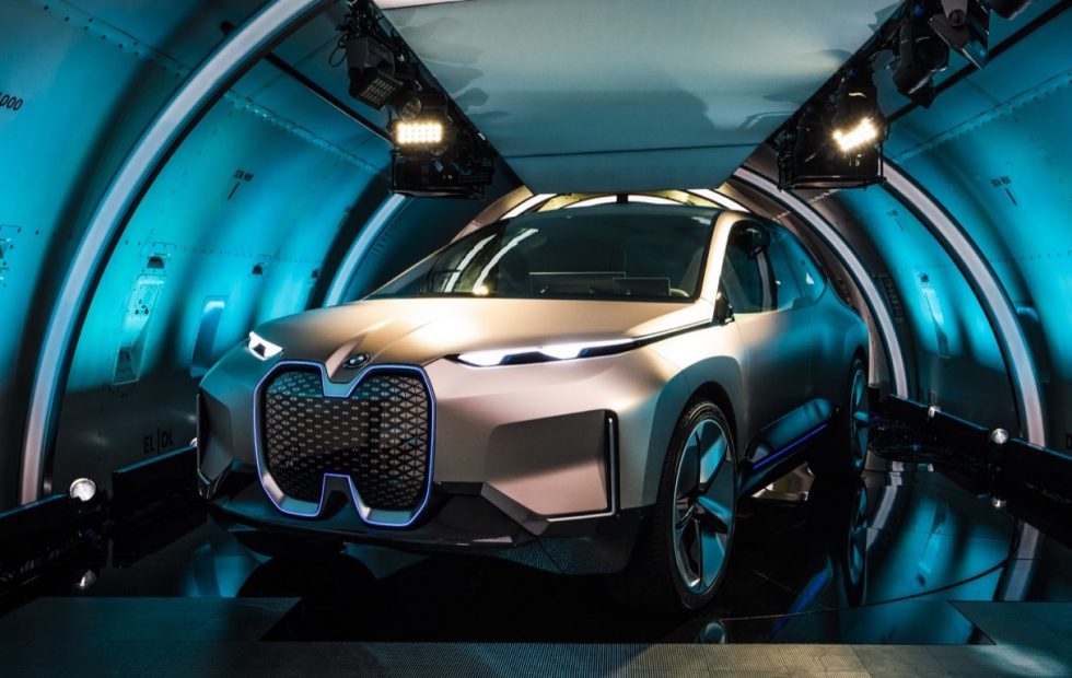 Gelecekten ışınlanmış gibi: BMW Vision iNEXT tanıtıldı