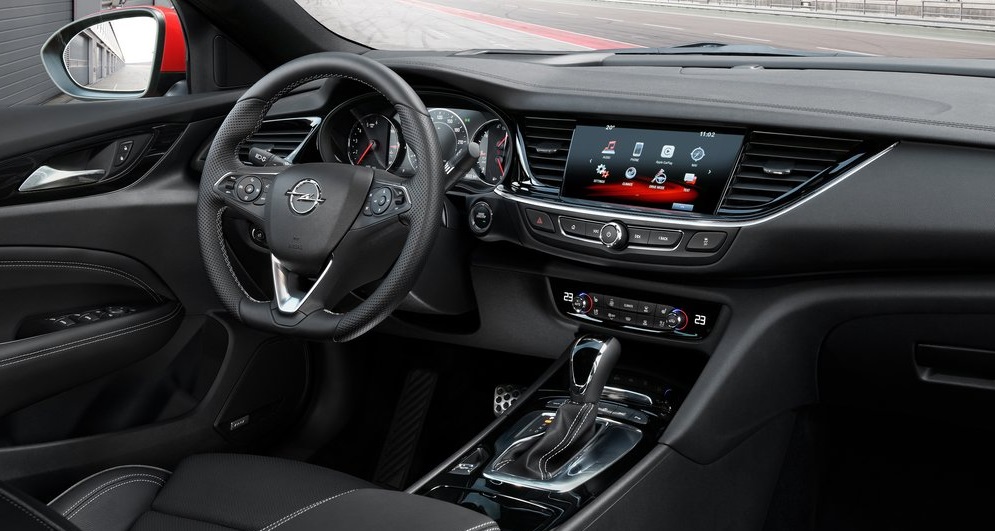 Opel Insignia GSi BiTurbo
