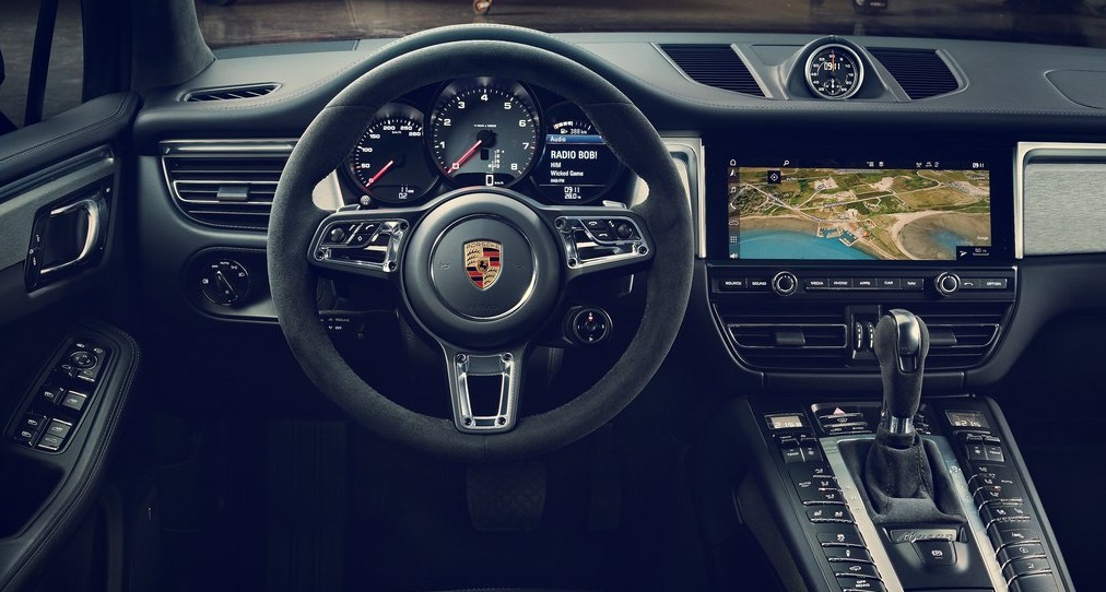 Makyajlı Porsche Macan