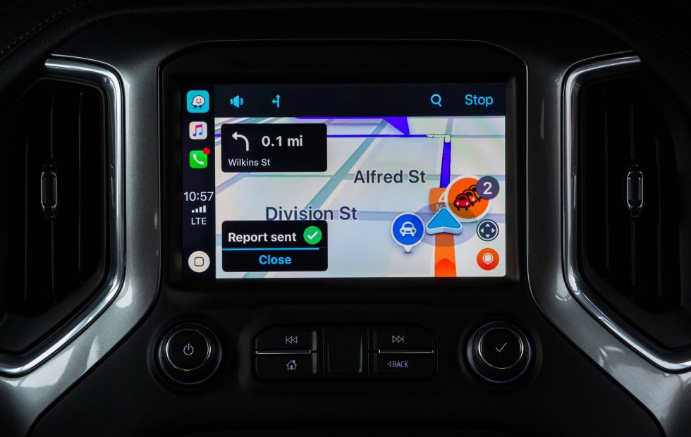 Waze uygulaması Apple CarPlay ile uyumlu hale geldi