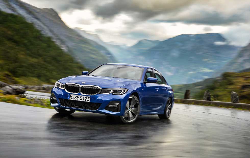 BMW 3 Serisi yenilendi: M Sport versiyonu da geliyor!