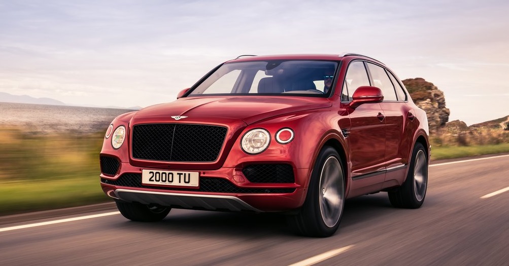 Lamborghini Urus ve Bentley Bentayga V8 karşılaştırması
