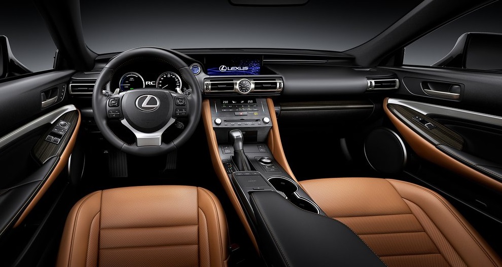 Lexus RC