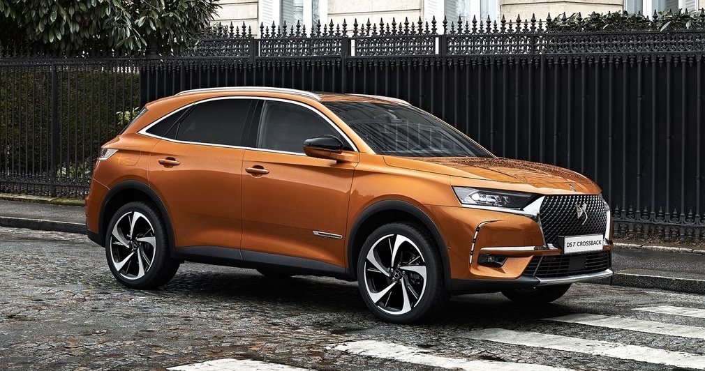 DS 7 Crossback 1.6 PureTech 225 Opera Sürüş Testi DS 7 Crossback 1.6 PureTech 225 Opera