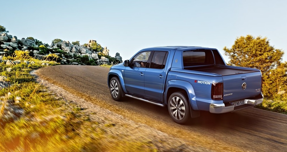 Volkswagen Amarok Aventura yan görünüm