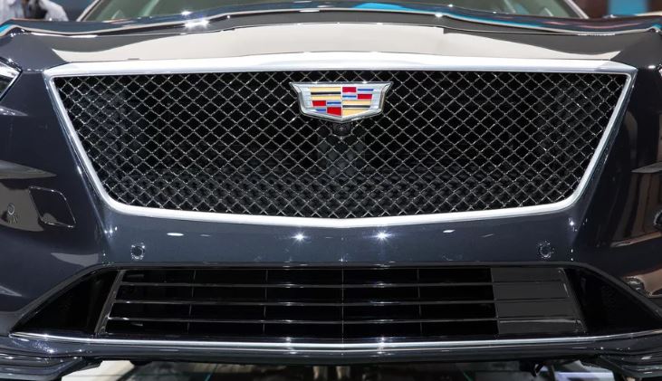 Cadillac askıya aldığı abonelik hizmetini yeniden başlatıyor