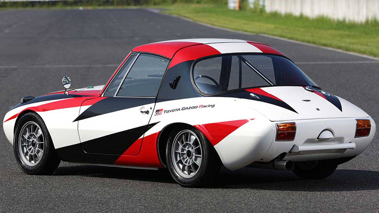 Gazoo Racing 60’lı yılların Toyota yarış arabasına hayat öpücüğü verdi