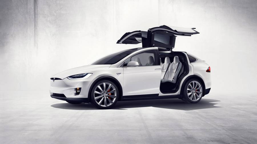 Tesla ‘Arkadaşını getir’ uygulamasına son verdi