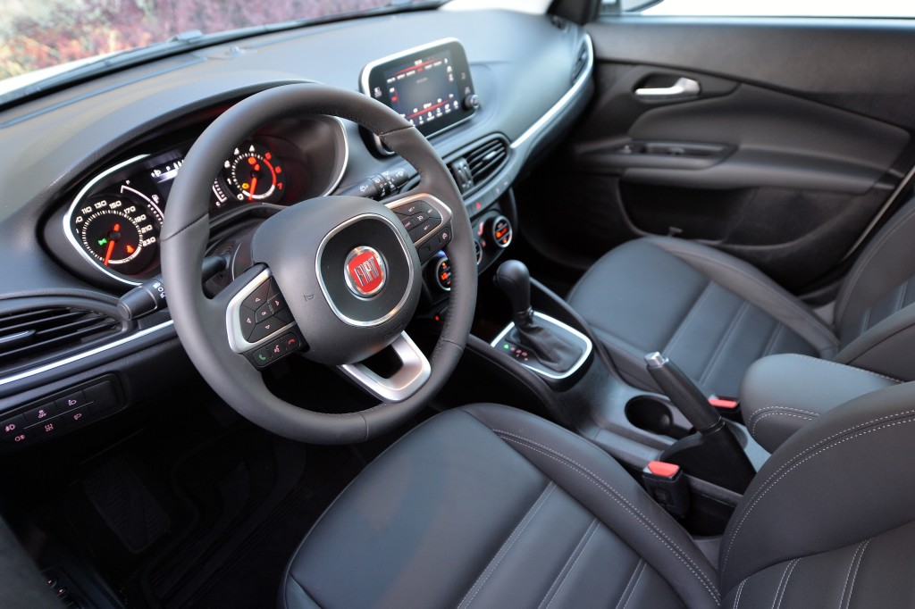 Fiat Egea Station Wagon ön konsol görünümü