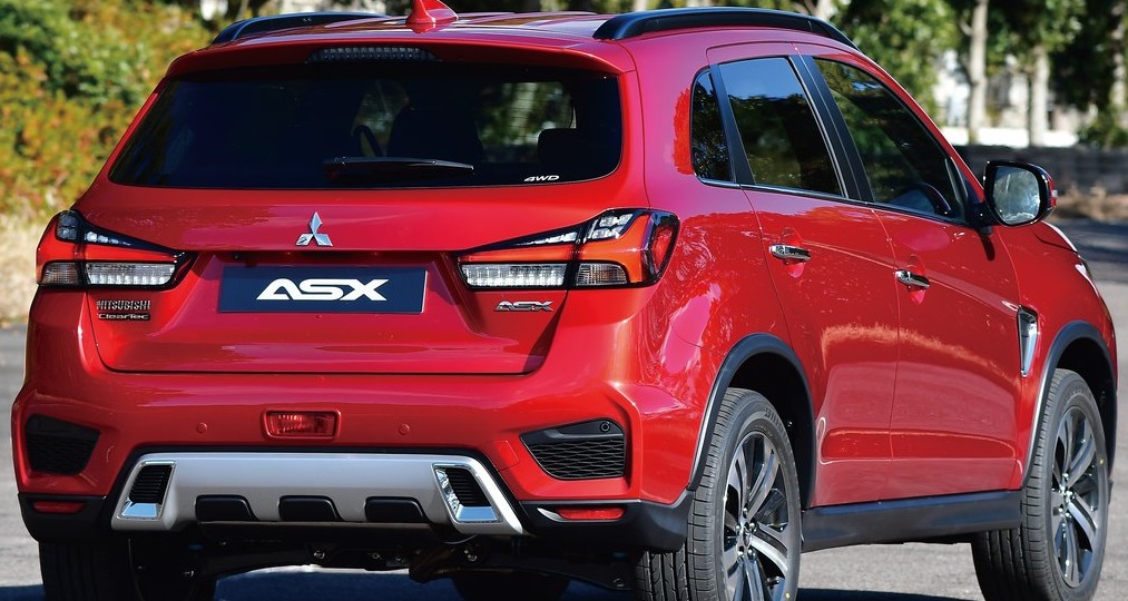 Mitsubishi ASX arka görünümü