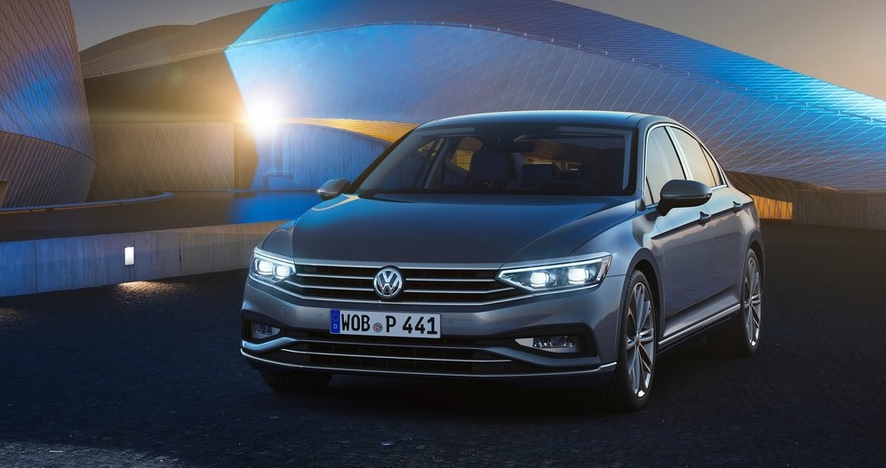 Makyajlanan Volkswagen Passat’a Yakından Bakalım! VW Passat foto galeri