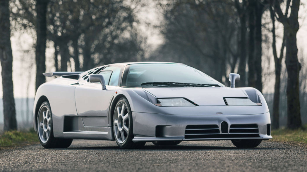 Son üretilen 1995 Bugatti EB110 SS modeli satışa çıktı