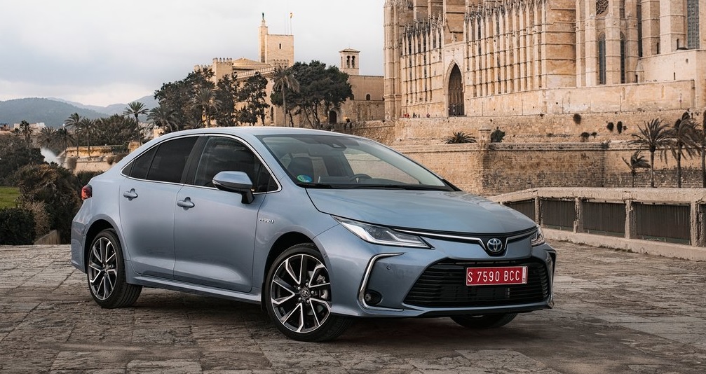 Toyota Corolla Sedan Yeni Neslini Tanıttı! Sürüş Testi Sonuçları Corolla Sedan